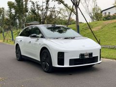 Li Auto i6 2025 Two-Wheel Drive Standard - ფოტო 3