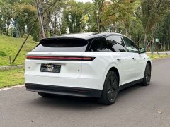 Li Auto i6 2025 Two-Wheel Drive Standard - ფოტო 4