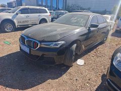 BMW 5 Series 530Li Luxury M Sport Package - ფოტო 1