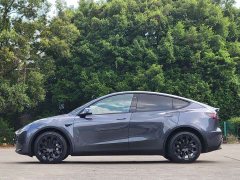 Tesla Model Y Long Range All-Wheel Drive 3D7 - ფოტო 7