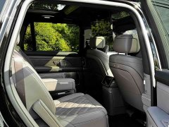 NIO ES8 Six-Seat Executive Luxury Edition - ფოტო 12