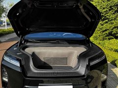 NIO ES8 Six-Seat Executive Luxury Edition - ფოტო 8