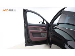 NIO ES8 Six-Seat Executive Signature Edition - ფოტო 11