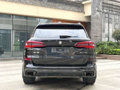 BMW X5 xDrive40i Deluxe Version M - ფოტო 4