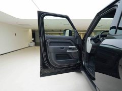 Land Rover Defender 110 3.0T P400 X-DYNAMIC HSE - ფოტო 16