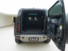 Land Rover Defender 110 3.0T P400 X-DYNAMIC HSE - ფოტო 6