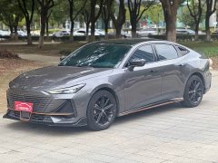 Changan UNI-V 1.5T Sport Edition - ფოტო 1