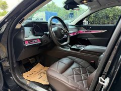 BMW 7 Series 740Li Premier Luxury Package - ფოტო 3