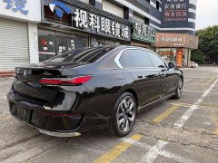 BMW 7 Series 740Li Premier Luxury Package - ფოტო 9