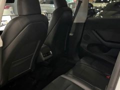 Tesla Model Y Rear-Wheel Drive - ფოტო 6