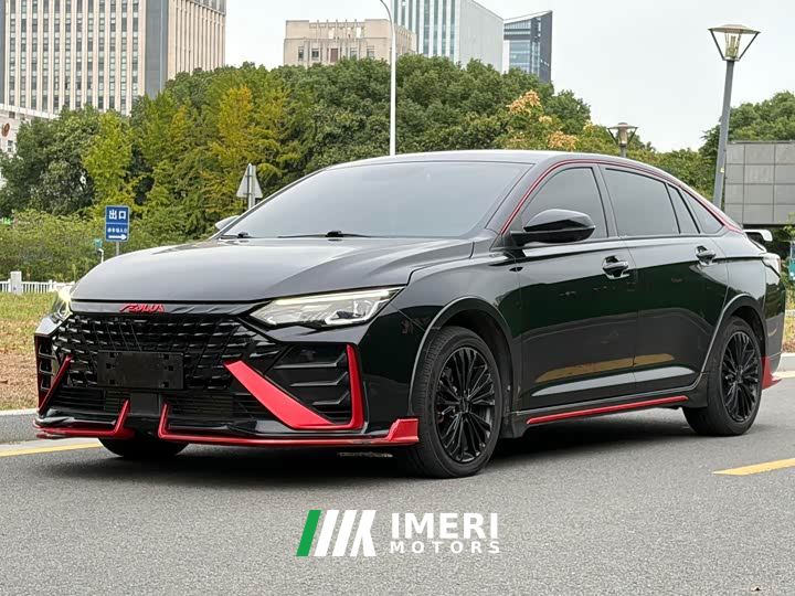 Dongfeng Yixuan MAX 1.5T Midnight Dawn Edition