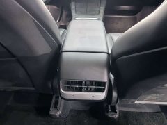 Tesla Model Y Rear-Wheel Drive - ფოტო 19