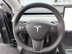 Tesla Model Y Rear-Wheel Drive - ფოტო 3