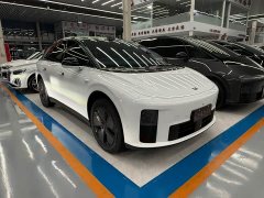 Li Auto i6 2025 Two-Wheel Drive Standard - ფოტო 2