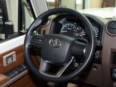 Toyota Land Cruiser (Import) LC71 4.0L Automatic - ფოტო 13
