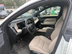 Volvo XC70 Plug-in Hybrid 2026 AWD Extended Range Plus - ფოტო 4