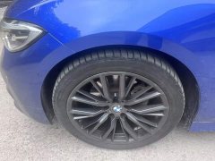 BMW 3 Series 325Li M Sport Night Edition Package - ფოტო 4