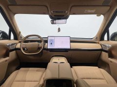 XPeng GX Extended Range 1585 AWD Ultra SE - ფოტო 4