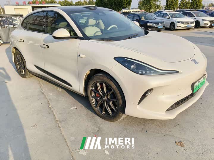 IM Motors Zhiji LS6 Lingxi Intelligent Driving Edition