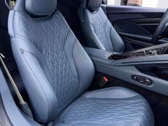 Aston Martin DB12 2025 4.0T V8 Coupe - ფოტო 13
