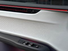 HiPhi X Founder Edition 6-Seater - ფოტო 17