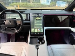 HiPhi X Founder Edition 6-Seater - ფოტო 9
