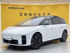 Li Auto i8 Standard Edition - ფოტო 1