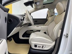 Li Auto i8 Standard Edition - ფოტო 15