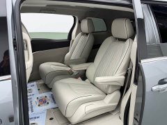 Buick GL8 Land Executive Cabin 652T Luxury - ფოტო 20