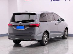 Buick GL8 Land Executive Cabin 652T Luxury - ფოტო 4