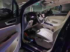 Volkswagen Viloran 380TSI Prestige - ფოტო 4