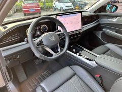 Volkswagen Passat Pro 380TSI Starry Sky Dragon Edition - ფოტო 17