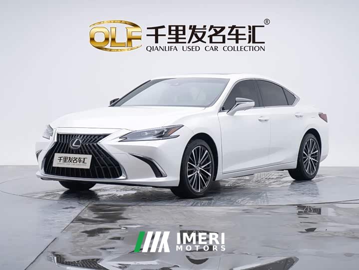 Lexus ES 2022 300h Premium Edition - ავტომობილი ჩინეთიდან