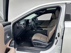 Lexus ES 2022 300h Premium Edition - ფოტო 9