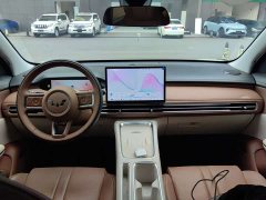 Wuling Bingguo S 325km Deluxe Edition - ფოტო 10