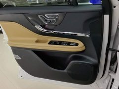 Lincoln Explorer 2022 Facelift 2.0T Two-Wheel Drive Elegant Edition - ფოტო 7