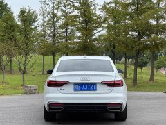 Audi A4L 2022 40 TFSI Fashion Dynamic - ფოტო 17