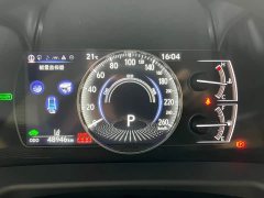 Lexus ES 300h Executive - ფოტო 13