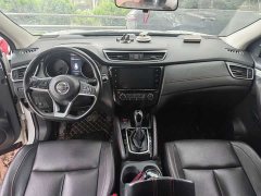 Nissan Qashqai 2.0L CVT Luxury - ფოტო 3