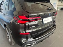 BMW X5 xDrive 30Li M Sport Luxury Night Edition Package - ფოტო 6