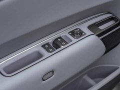 Li Auto Ideal L8 Ultra - ფოტო 16