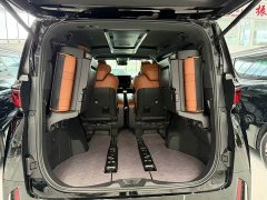 Toyota Vellfire 2024 Crown Hybrid 2.5L Executive Premier Edition - ფოტო 6