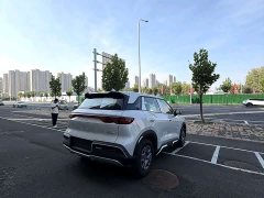 BYD Yuan UP 2027 Flying Edition 401KM Pilot - ფოტო 8