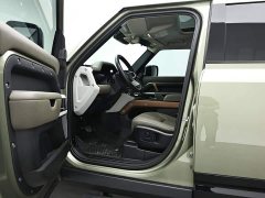 Land Rover Defender 2020 110 P400 HSE - ფოტო 10