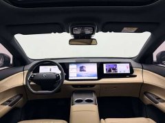 Changan CS75PLUS UItra 2.0T Version - ფოტო 9