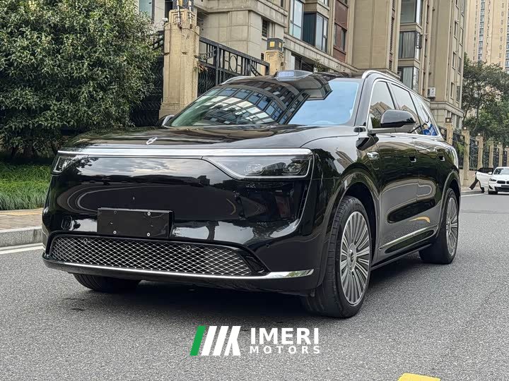 AITO M8 Pure Electric Max Six-Seat AWD with 192-Channel LiDAR