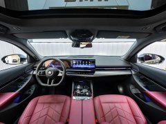 BMW 5 Series 525Li M Sport Package - ფოტო 14