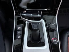 Kia Situs 1.5L CVT Luxury - ფოტო 16