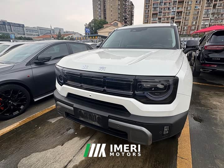 Beijing Off-Road BJ30 1.5T Magic Core Electric Drive Advanced Edition