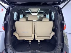 Toyota Vellfire Crown Hybrid 2.5L Executive Premier Edition - ფოტო 11